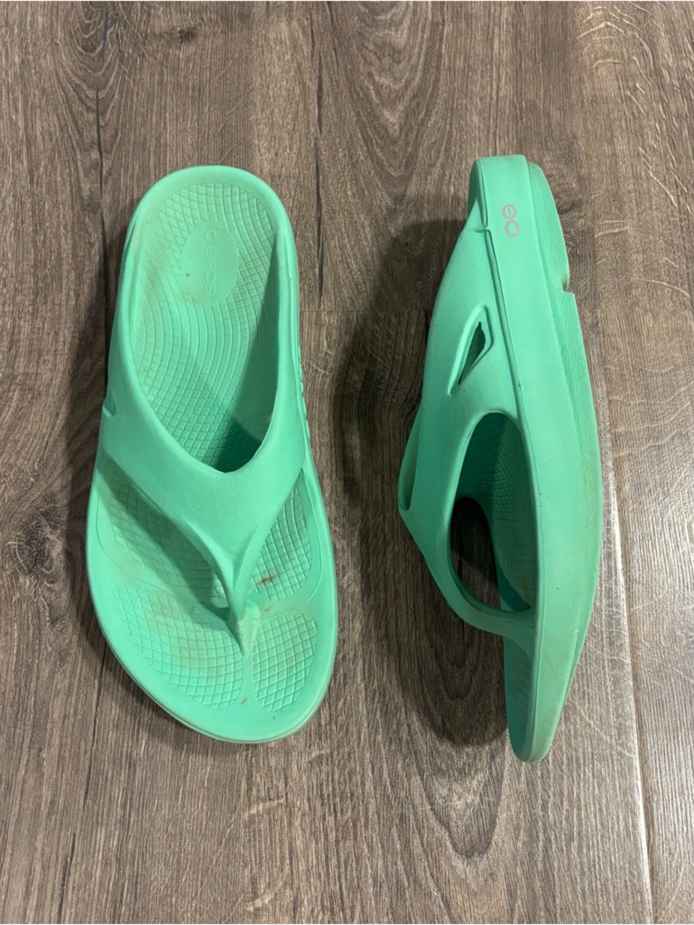 OOFOS Ooriginal Unisex Seafoam/ Mint Green Flip Flops Men’s 9 Women’s 11